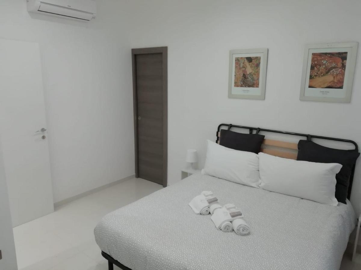 Deluxe Double Room Balcony
