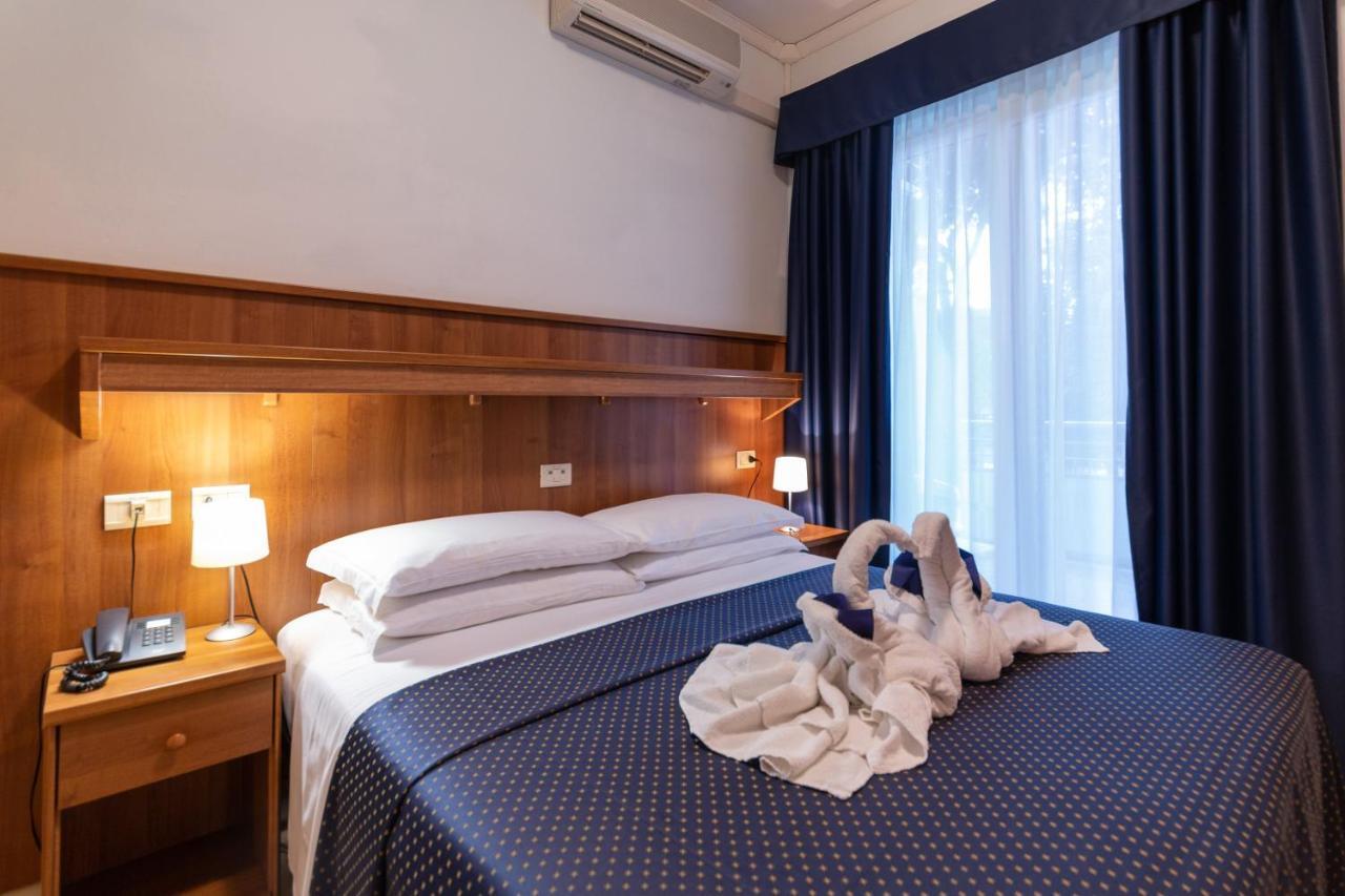 Double or Twin Room,932430133:JPEG