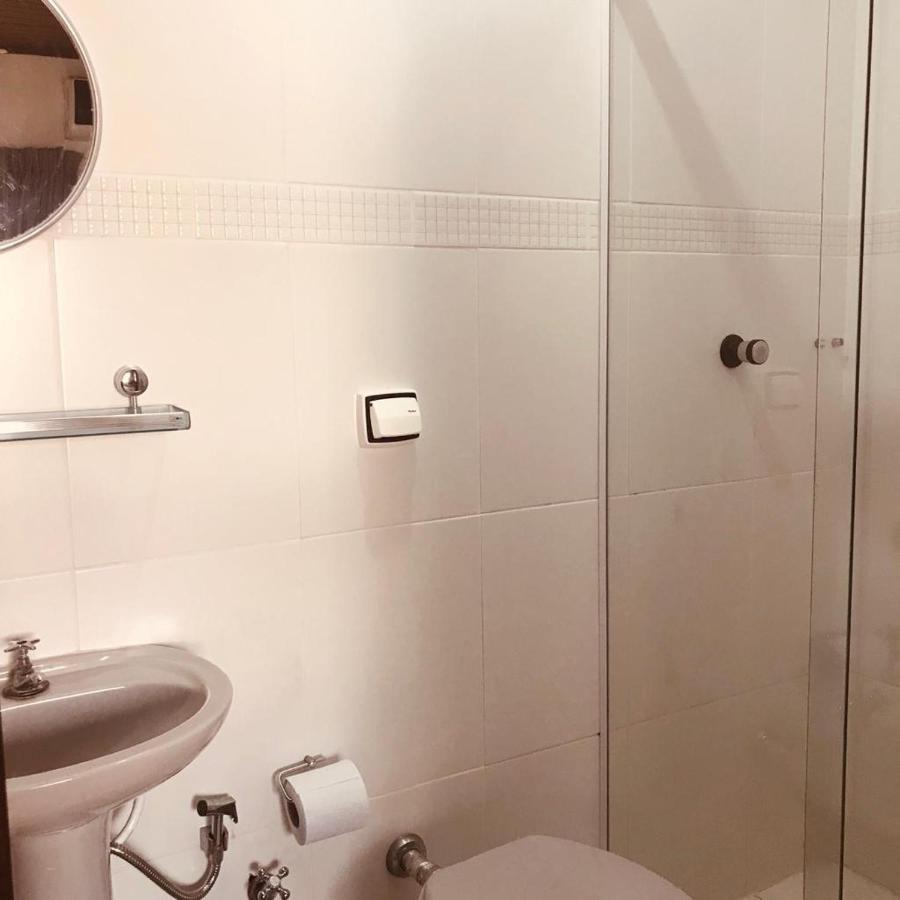 Quarto Duplo
