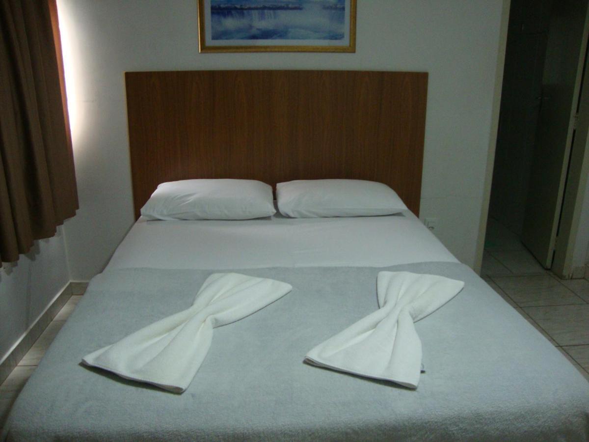 Quarto de Casal com Ar Condicionado,646391295:JPEG