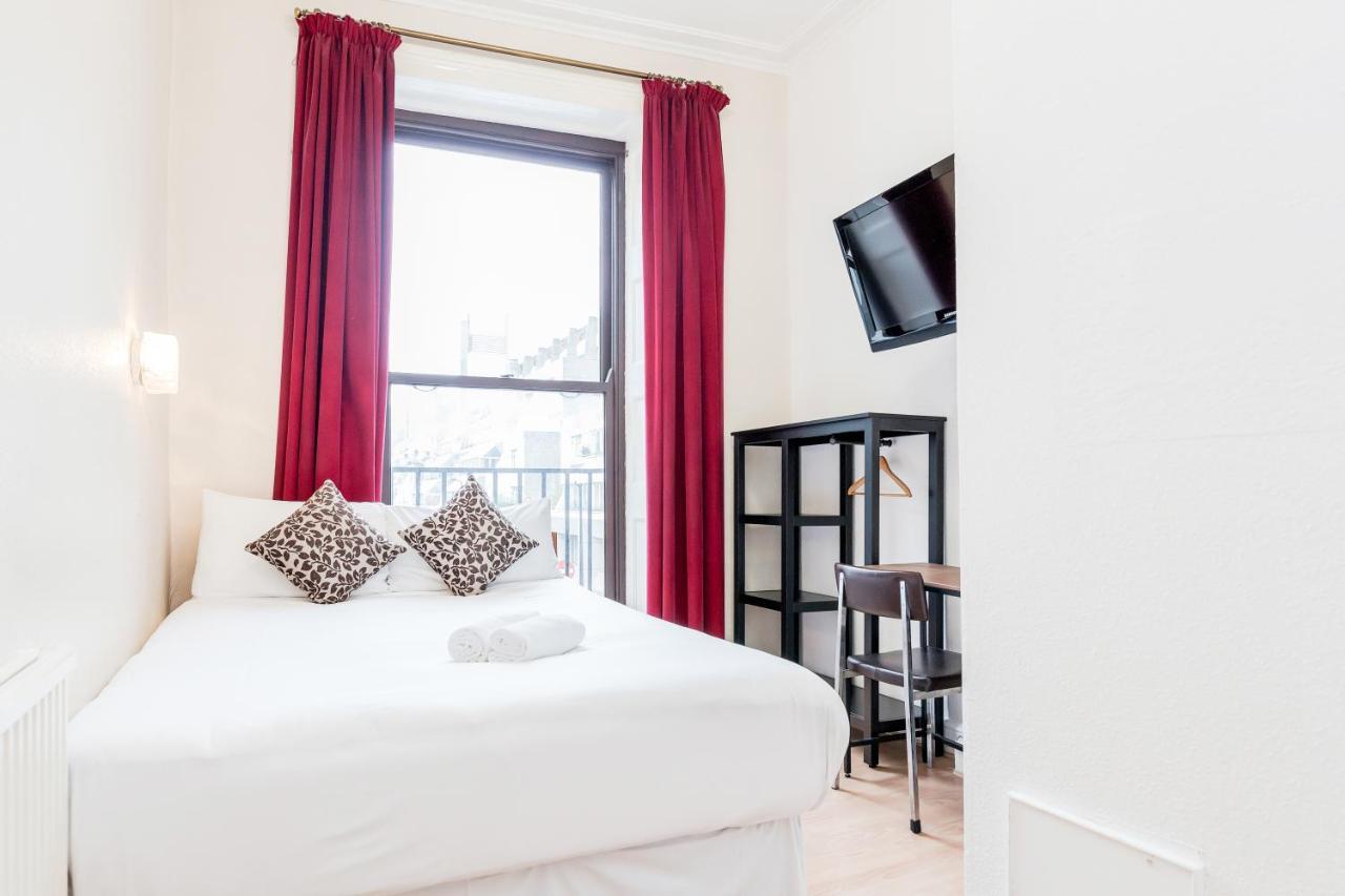Double Room Shared Toilet