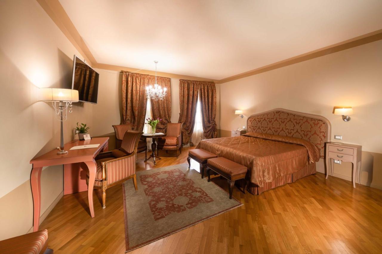 Superior Double Room,1498688821:JPEG