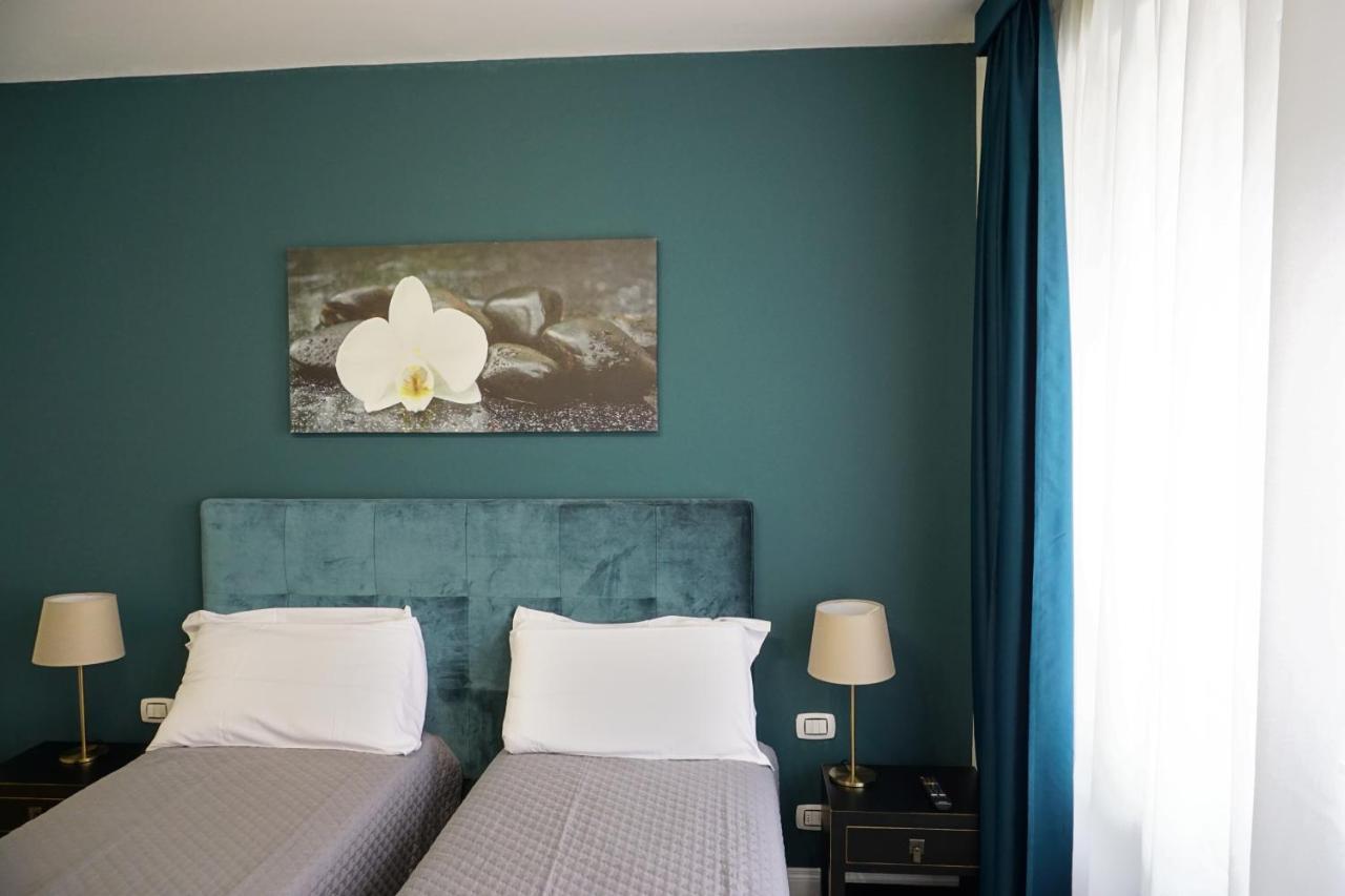 Twin Room,940129081:JPEG