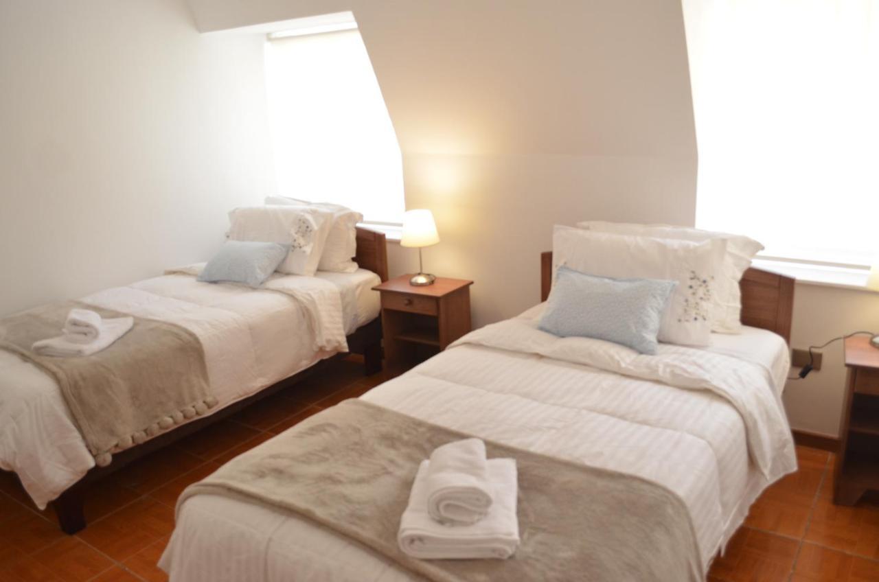 Twin Room Private External Bathroom