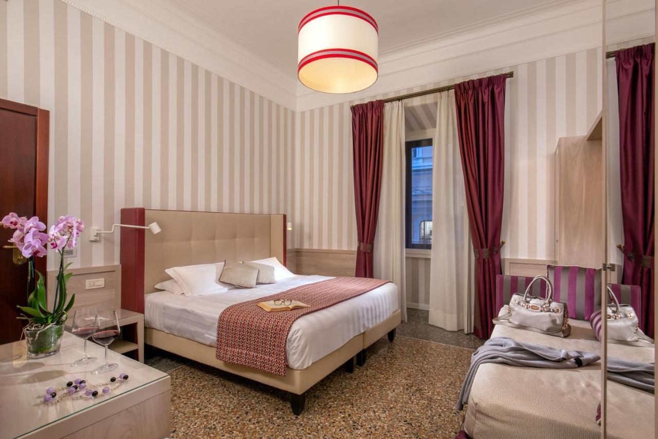 Deluxe Double or Twin Room,943065028:JPEG