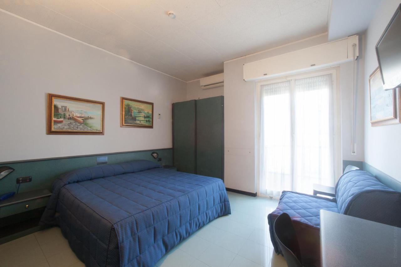 Double or Twin Room,957461866:JPEG