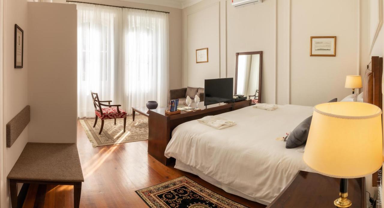 Colonial Suite,943995370:JPEG