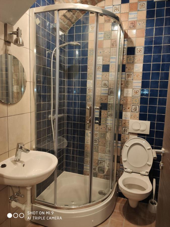 Studio Ground Floor,951037201:JPEG