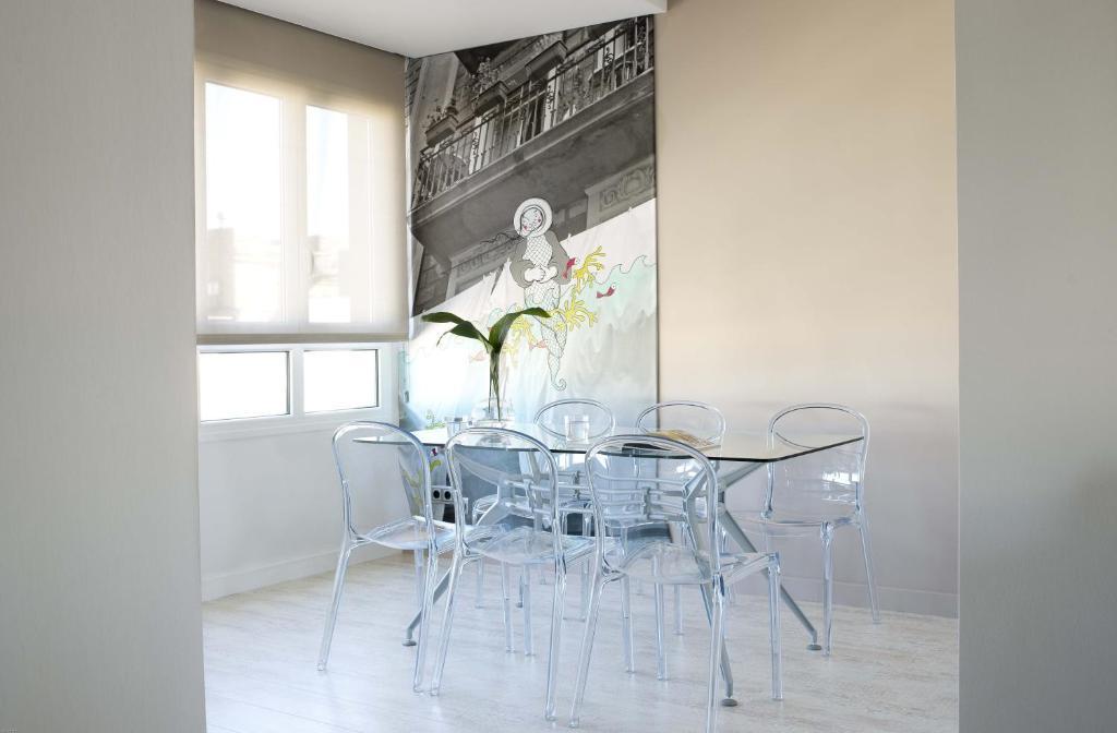 Three-Bedroom Apartment,1580511663:JPEG