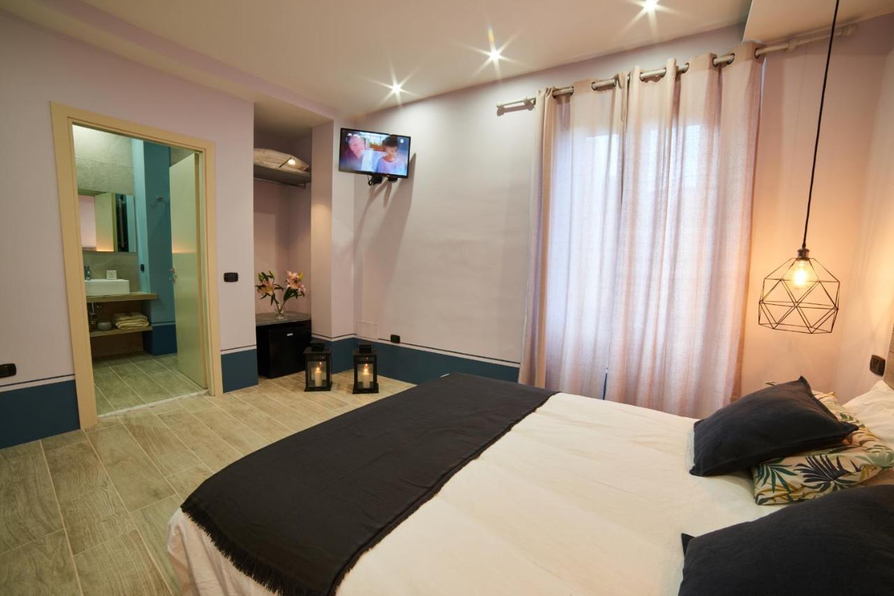 Deluxe Double Room,954262636:JPEG