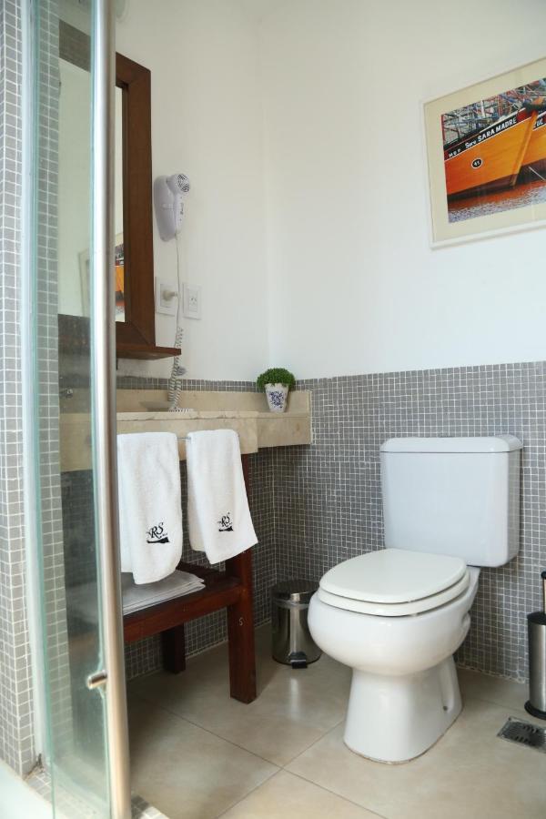 Standard Double or Twin Room,958253092:JPEG