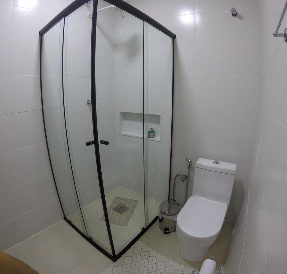 Quarto Duplo com Banheiro Compartilhado