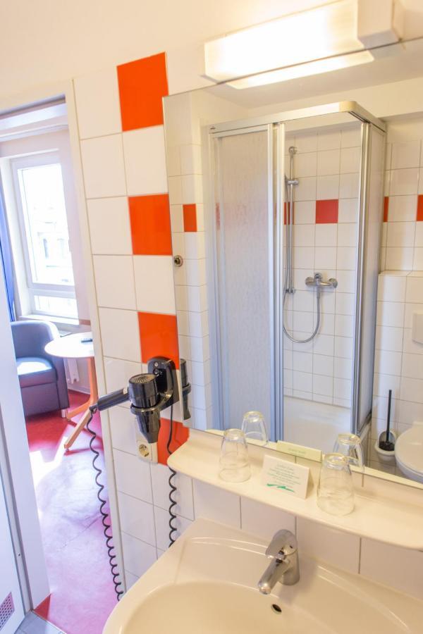 Double Room,961850338:JPEG