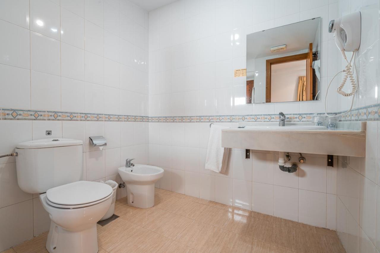 Triple Room,968769151:JPEG