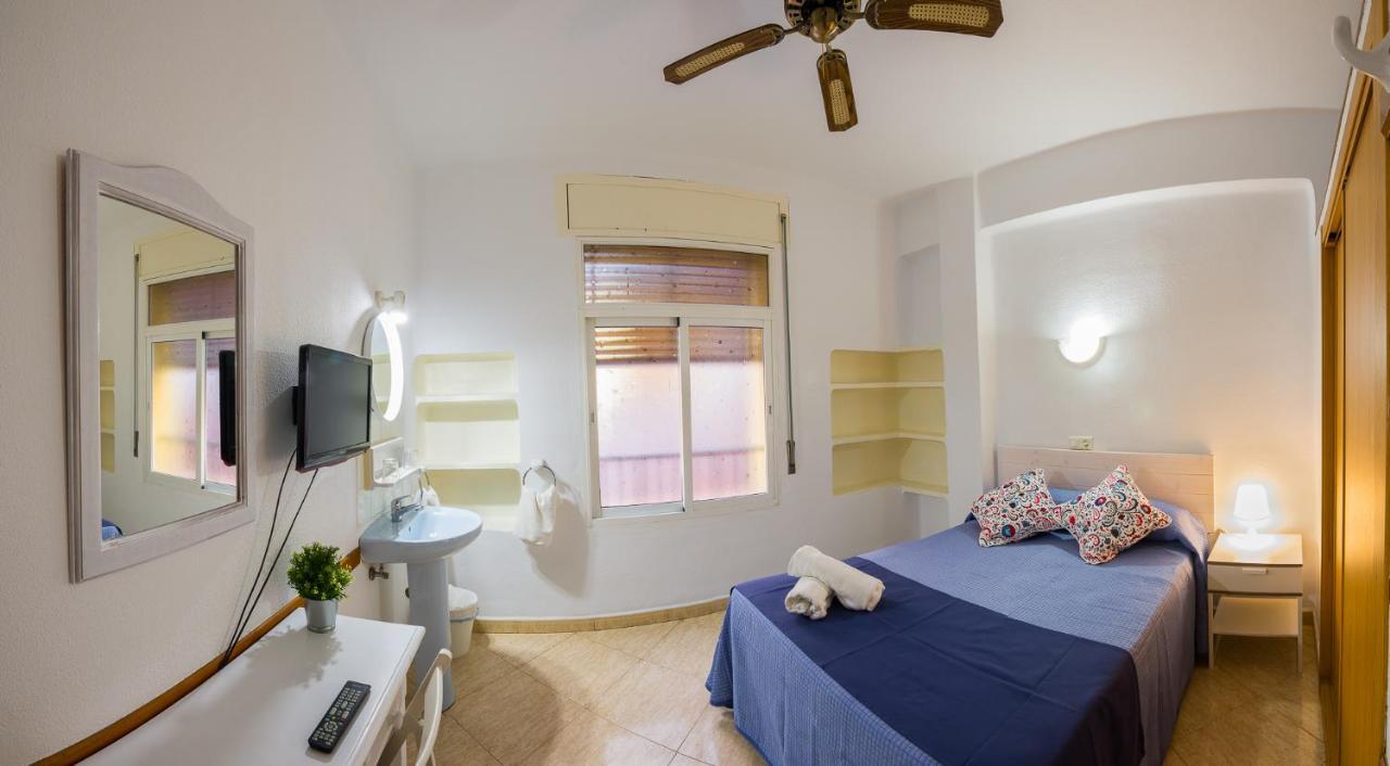 Double or Twin Room,972798103:JPEG