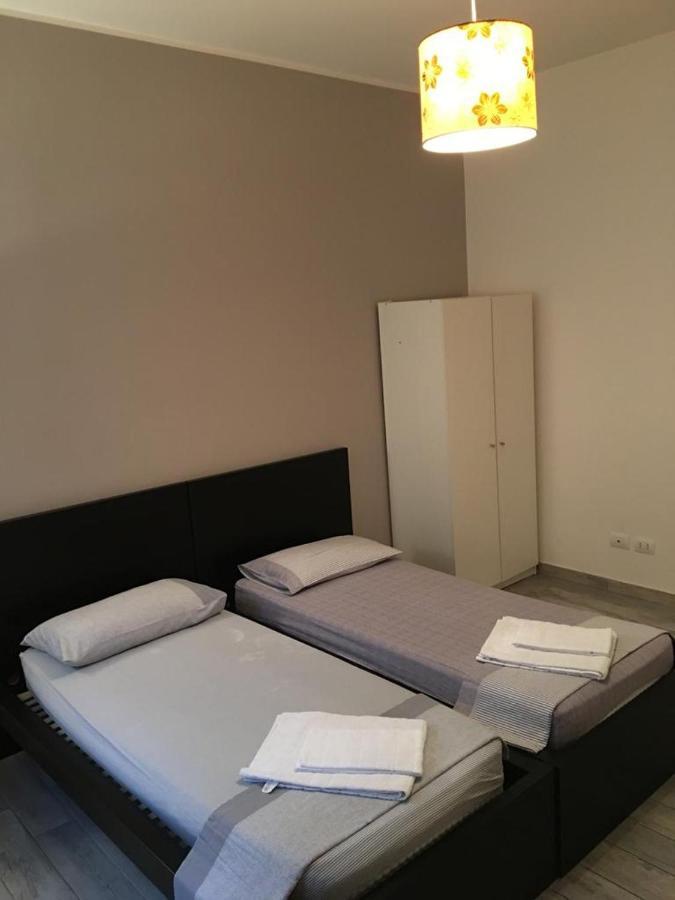 Twin Room Shared Toilet,973307683:JPEG