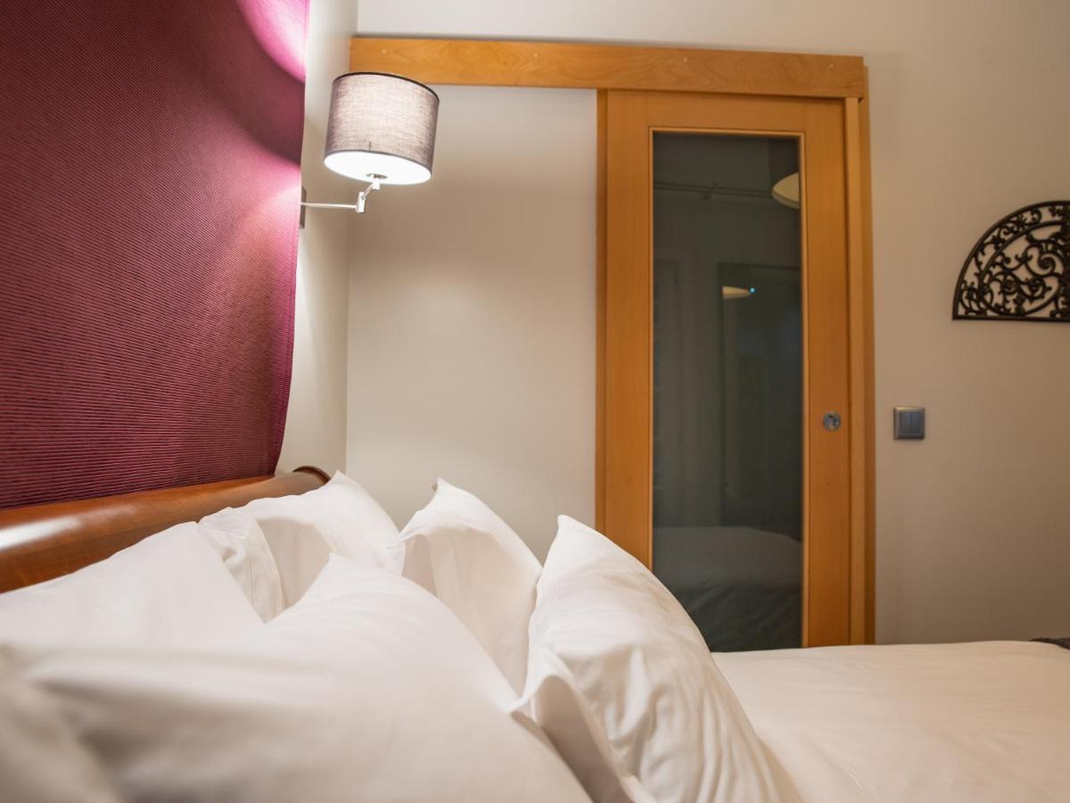 Double Room,973614298:JPEG