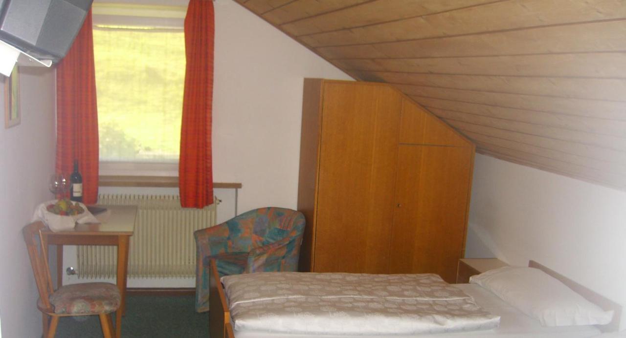Budget Single Room,943042669:JPEG