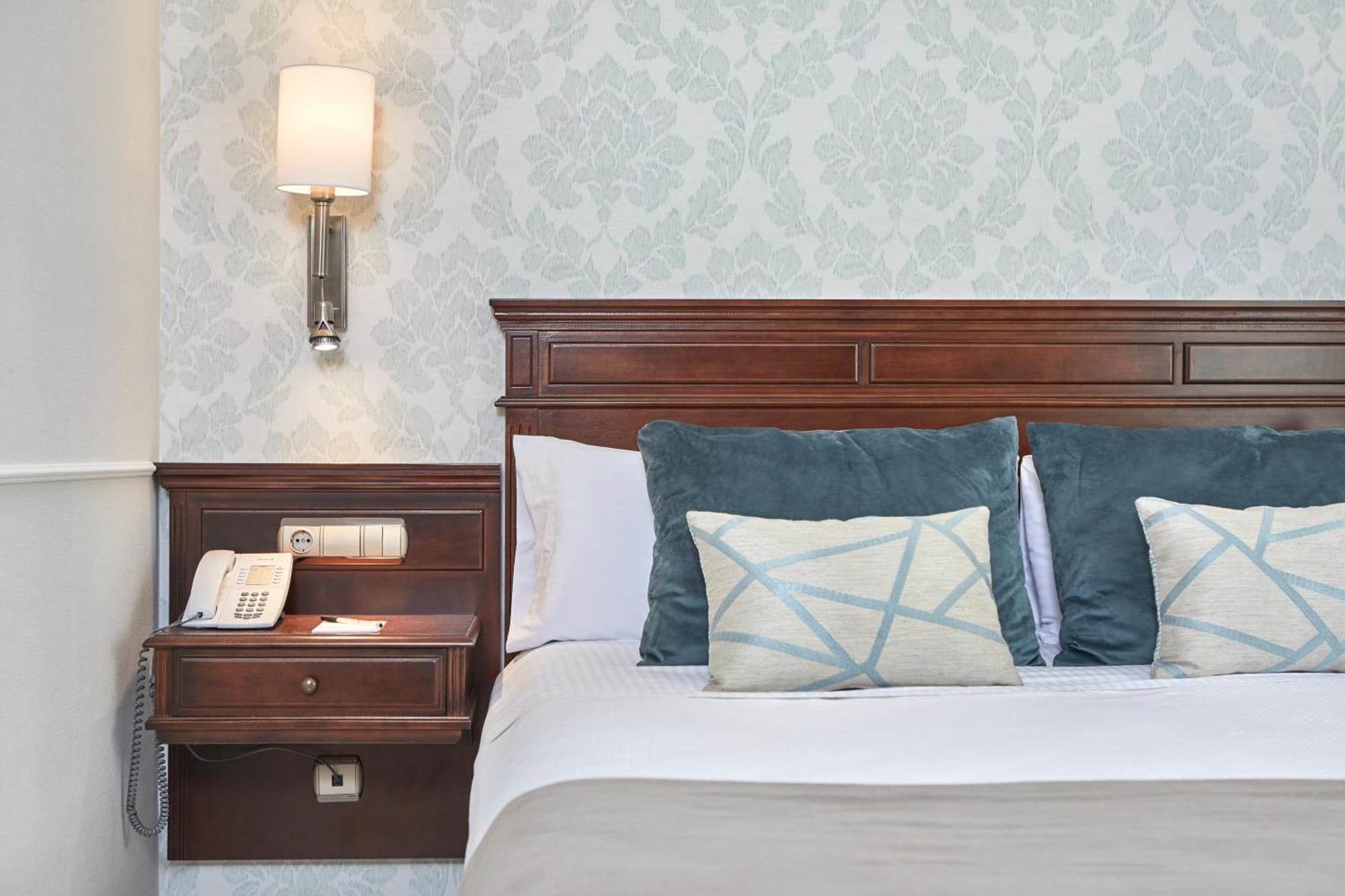 Double or Twin Room,1272359197:JPEG