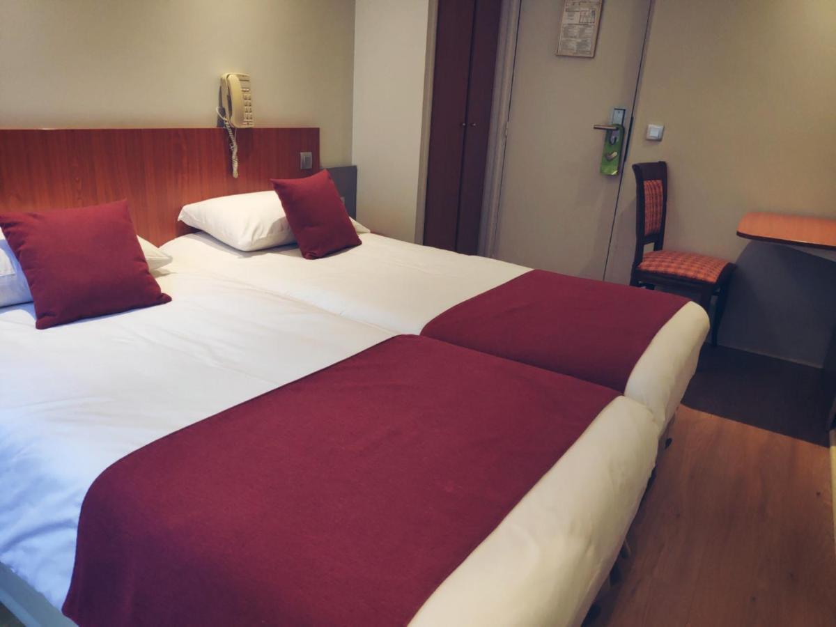 Standard Twin Room,978804340:JPEG