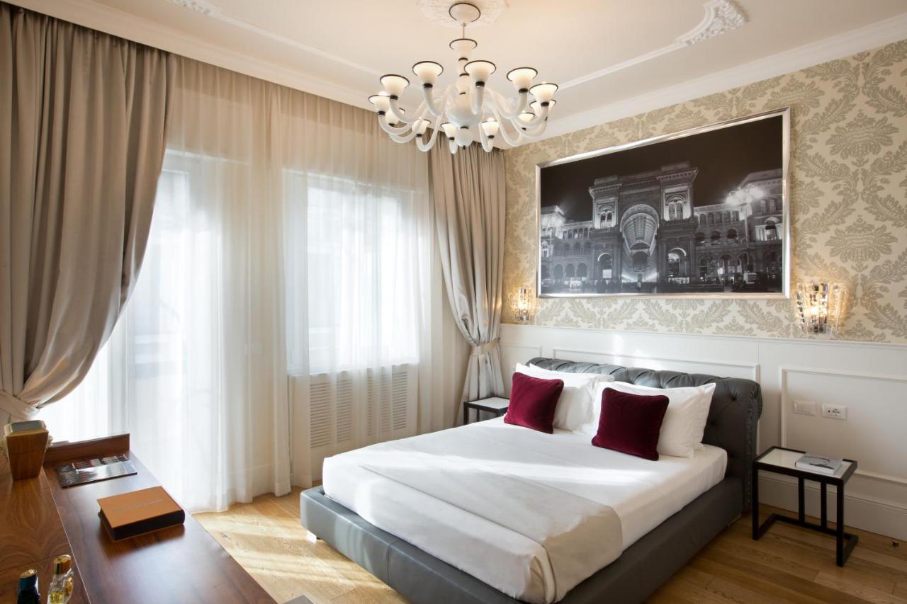 Large Double Room Balcony City View