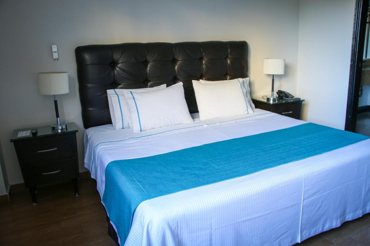 Standard Double Suite
