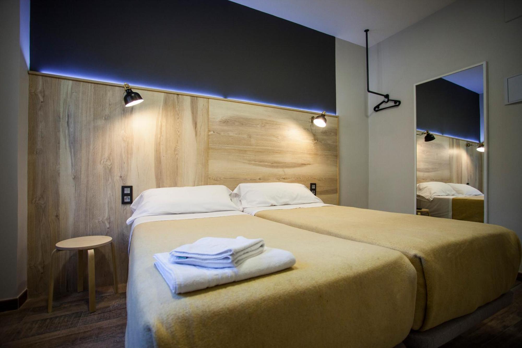 Double Room,537849624:JPEG