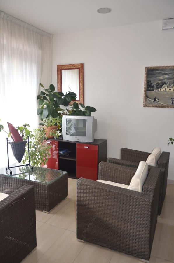 Two-Bedroom Apartment Balcony,984235903:JPEG