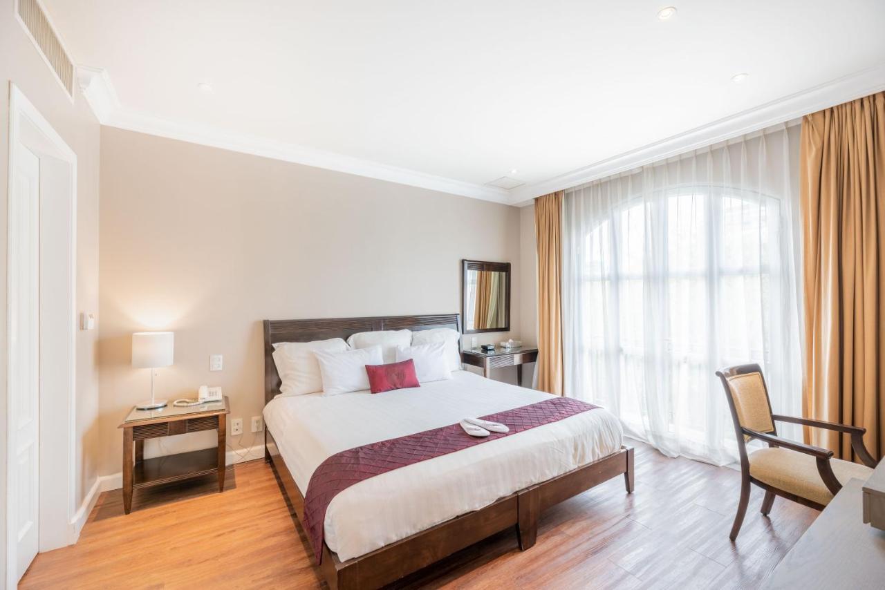 Deluxe Apartment,989840605:JPEG