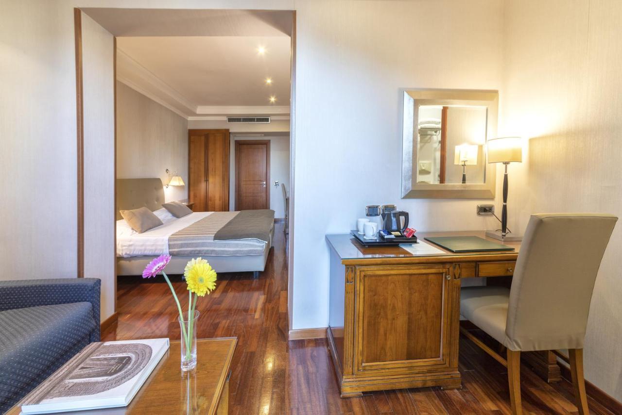 Executive Double Room,1433543056:JPEG