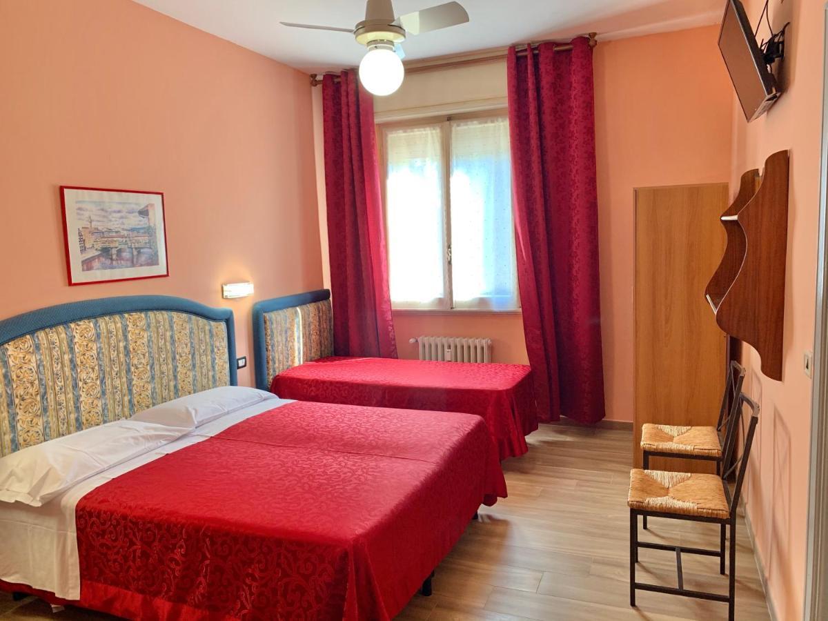 Triple Room,991560328:JPEG
