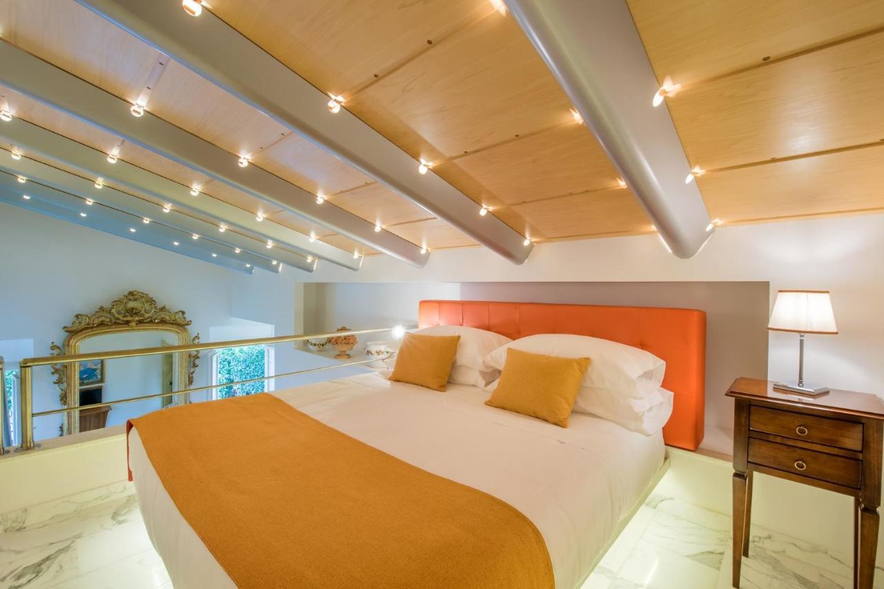 Large Double Room,992719357:JPEG