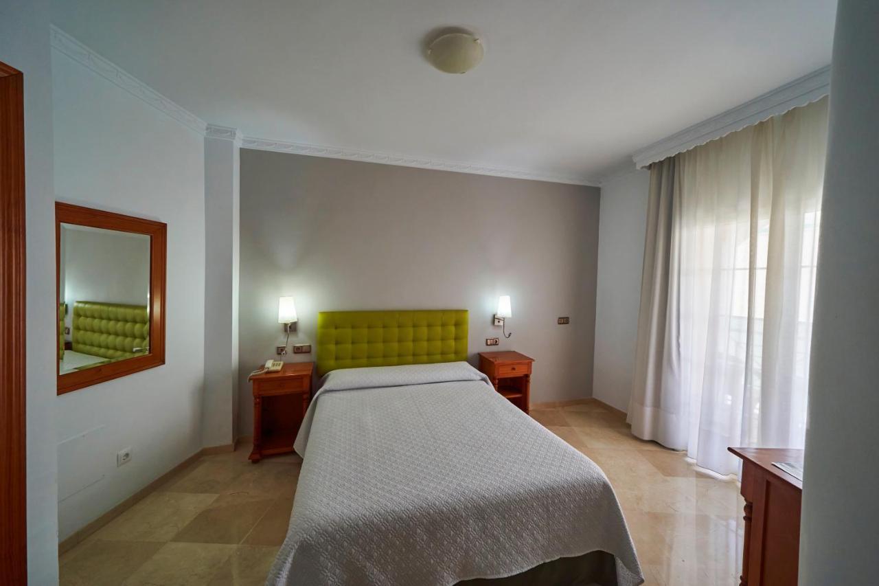 Double or Twin Room,993295255:JPEG