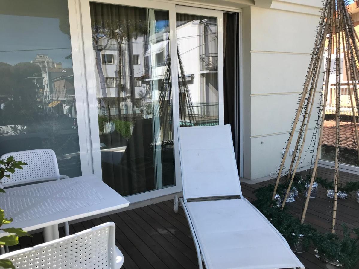 Family Room Terrace