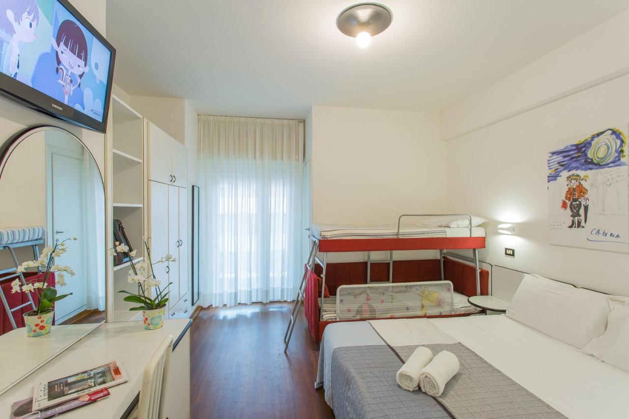 Quadruple Room,399053160:JPEG