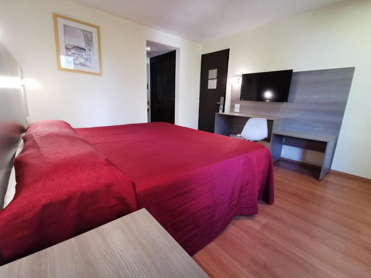 Standard King Room,999548880:JPEG