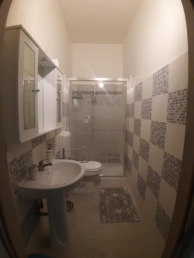 Triple Room Private Bathroom,998171070:JPEG