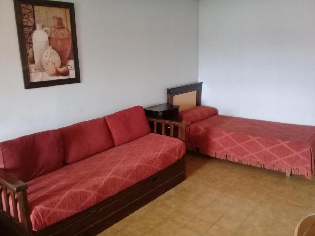 Studio Apartment,996448948:JPEG