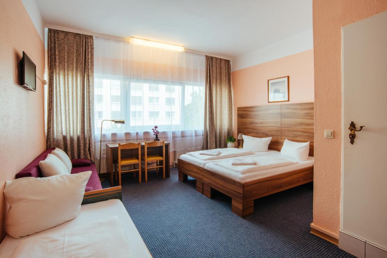 Quadruple Room,1228298606:JPEG