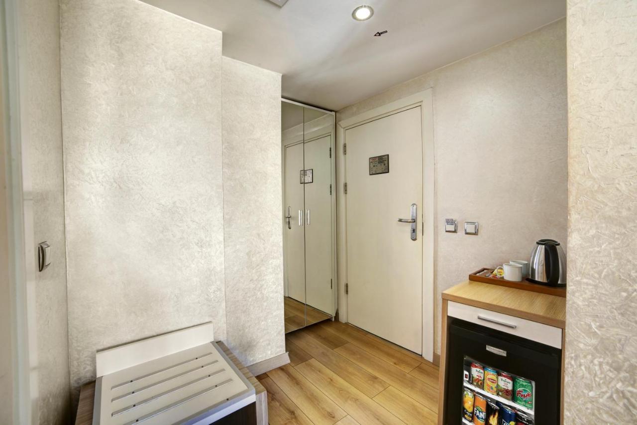 Triple Room,999474051:JPEG
