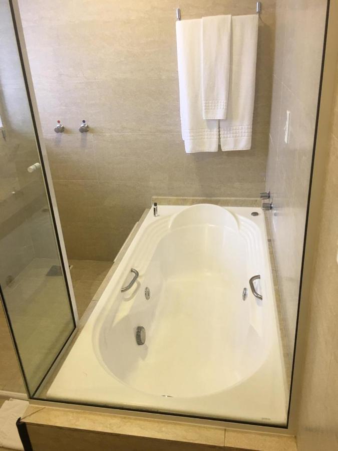 Suite Balcony,1085301307:JPEG