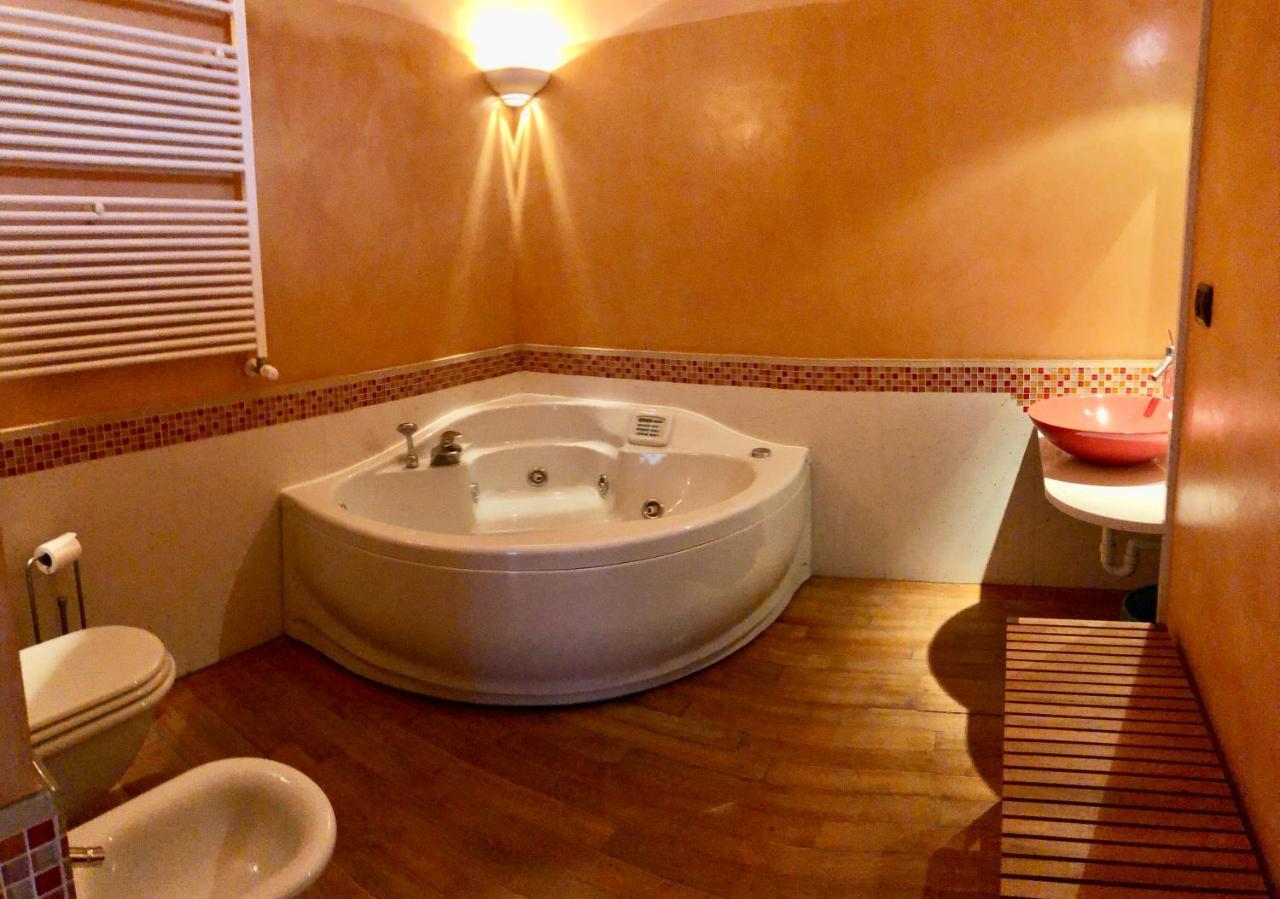 Triple Room Private External Bathroom