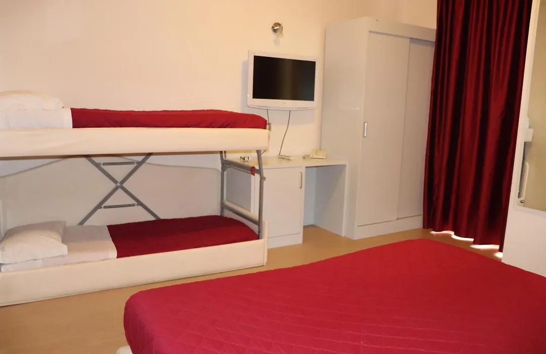 Hotel Morolli-1