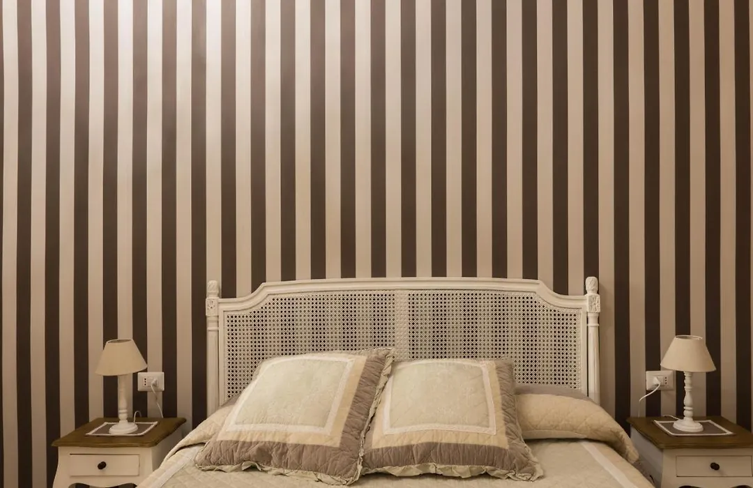 Rooms in San Domenico Maggiore 3-1