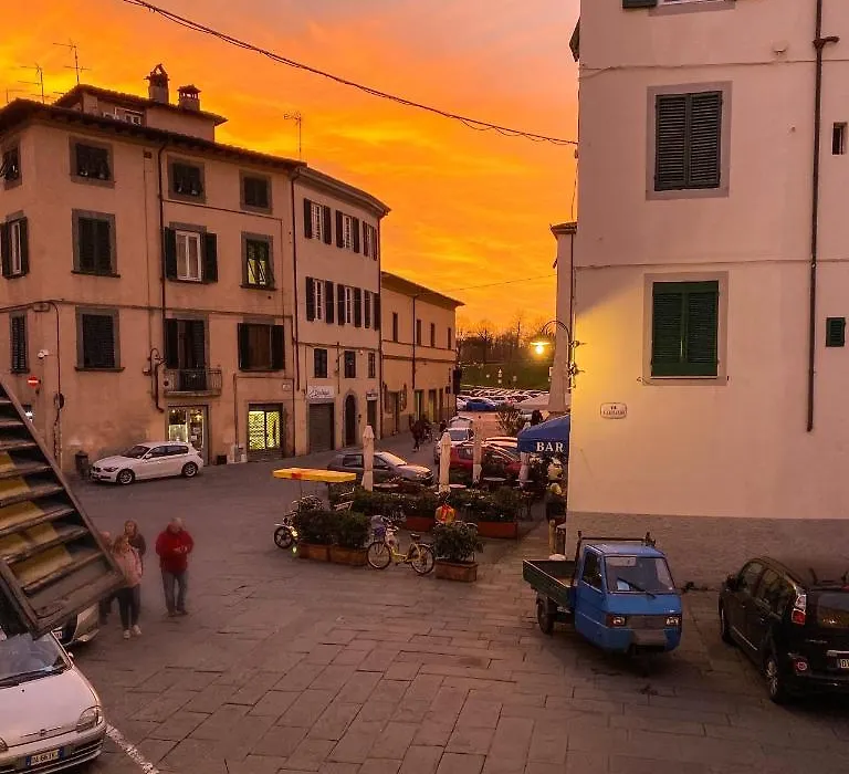 Ororosa Lucca City Center Apartment-1