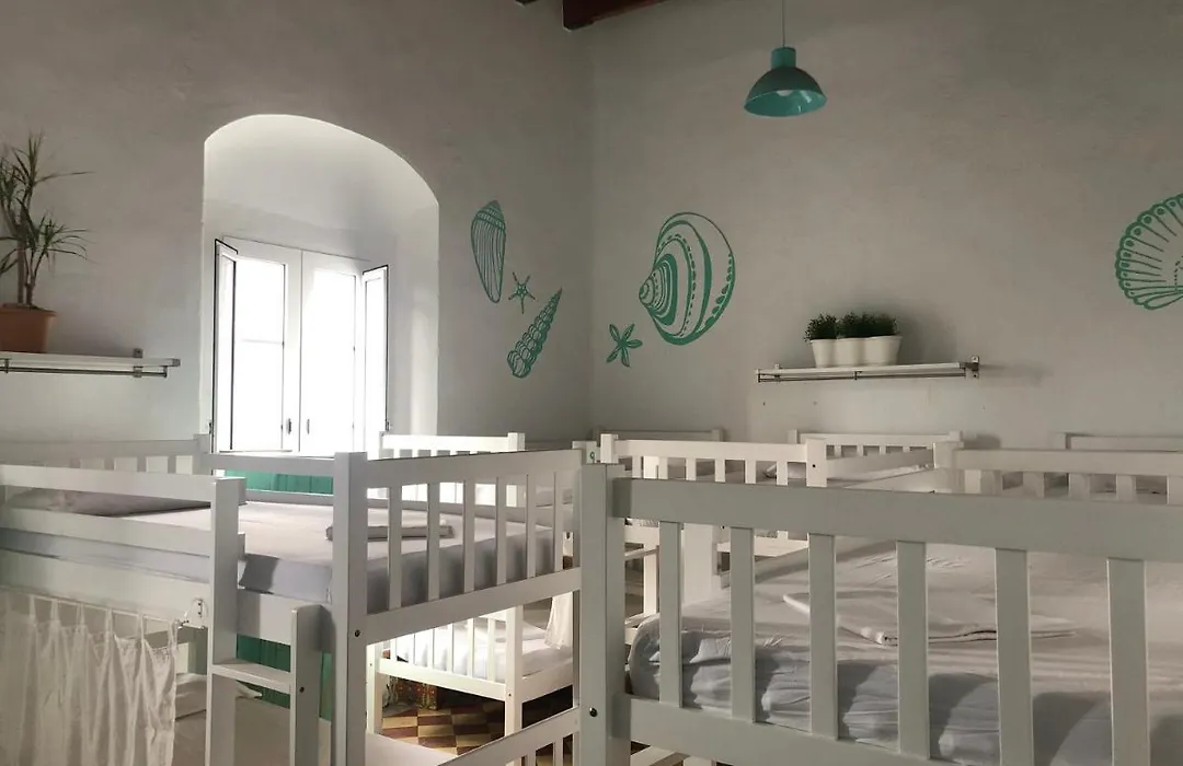 Lion Hostel By Kitesurf Tarifa-1