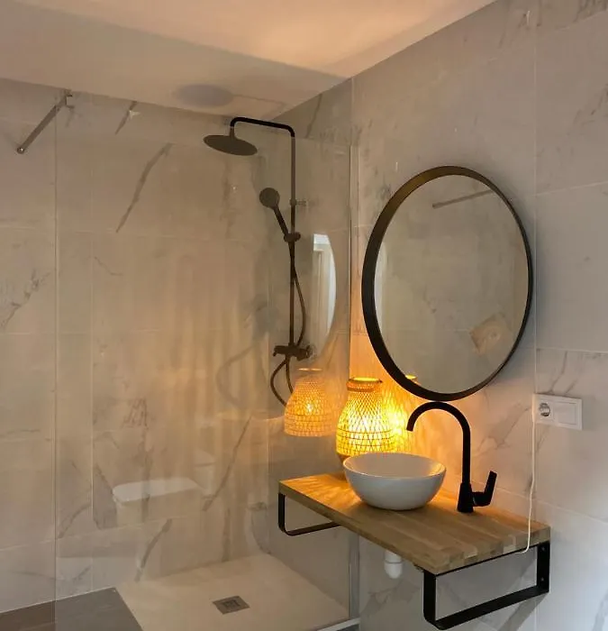 Shanti Rooms-1