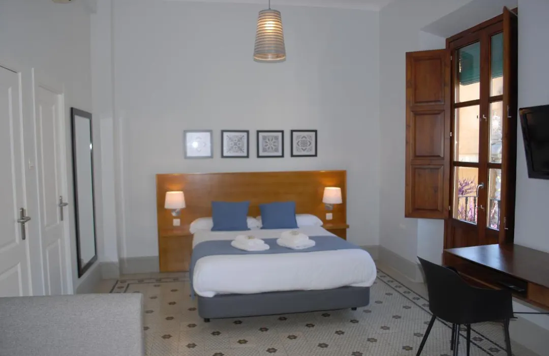 La Perla Granada Suites-1