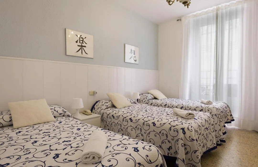 Hostal Valencia Madrid-1