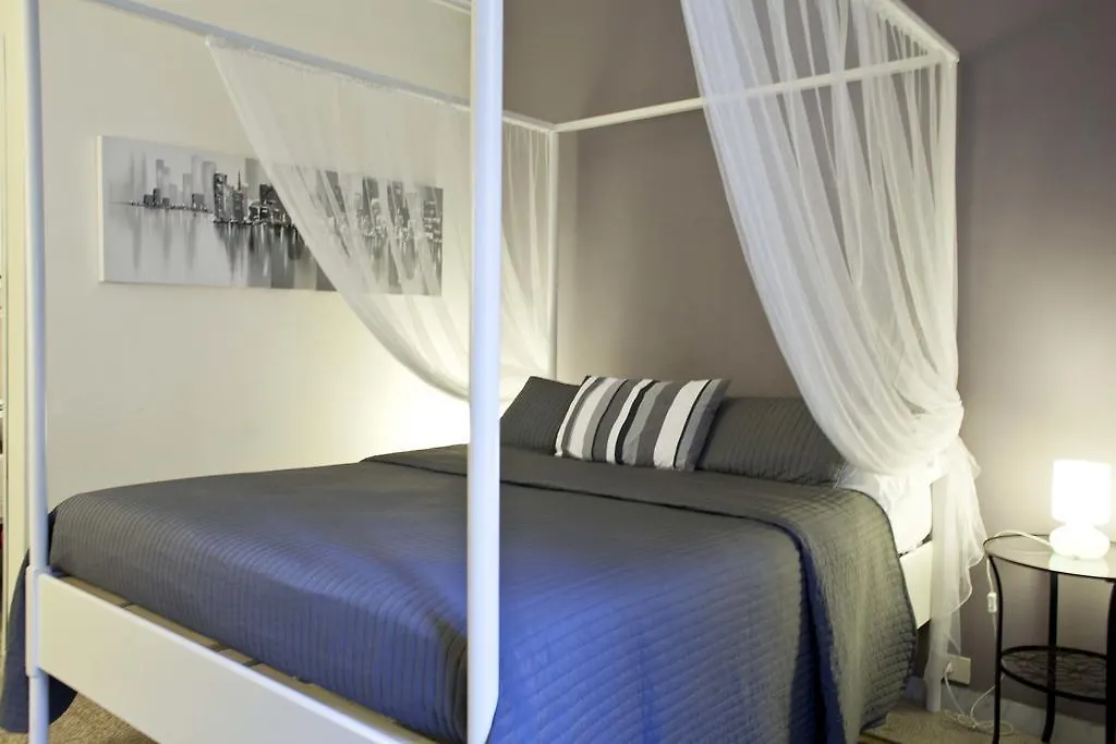 Happy Stay Guesthouse-1